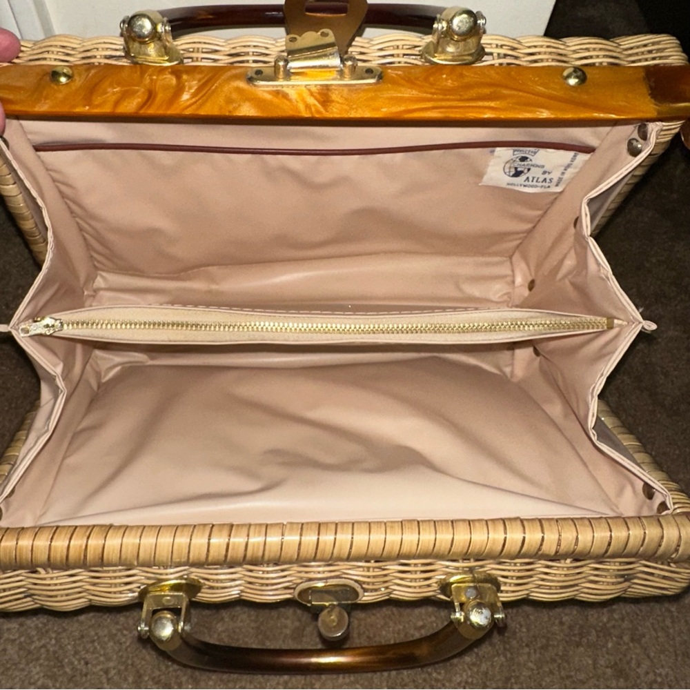 ☀️🐚BOGO 1/2 🐚VTG 1950's Wicker Purse Lucite Handles VLV - Picture 13 of 16